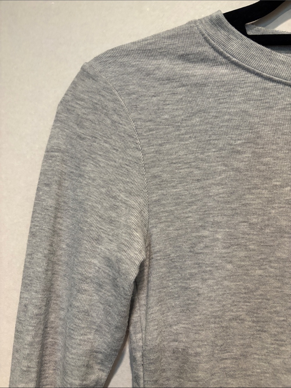American Eagle Outfitters - Women's Cozy Up Long Sleeve Layering T-shirt. Small - Picture 4 of 12